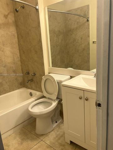 680 Cypress Club Way I10, Deerfield Beach, FL 33064