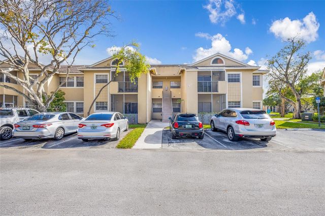 680 Cypress Club Way I10, Deerfield Beach, FL 33064