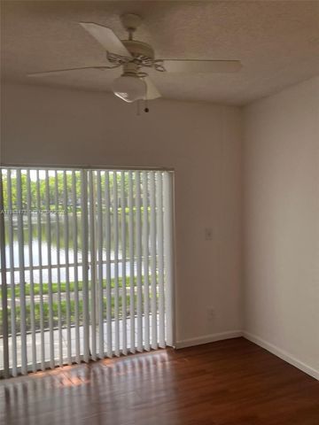 680 Cypress Club Way I10, Deerfield Beach, FL 33064