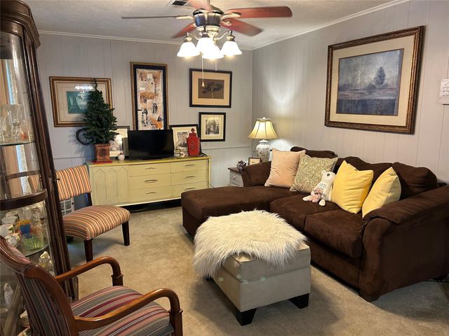 2401 Peach Lane, Pasadena, TX 77502