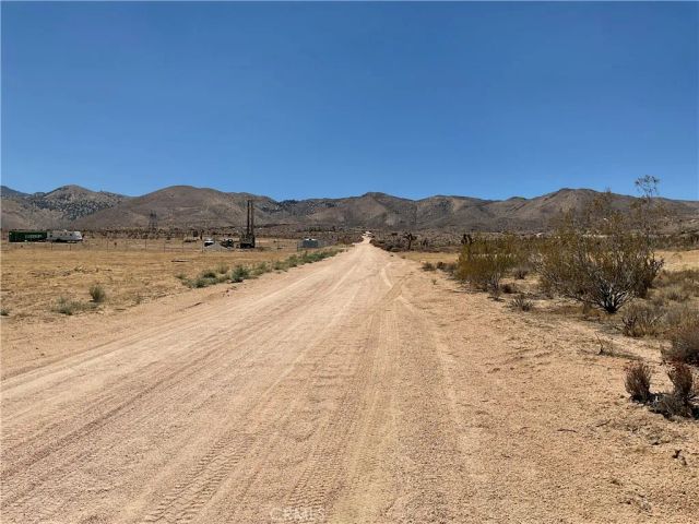 1 Luna Mountain, Apple Valley, CA 92308