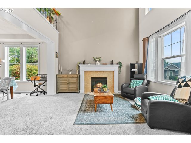 138 N LINK Ct, Newberg, OR 97132