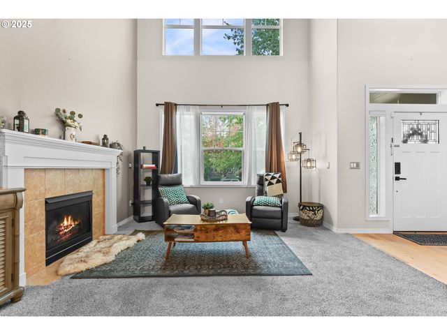 138 N LINK Ct, Newberg, OR 97132