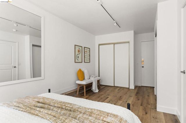 6931 6931 Pinehaven Rd, Oakland, CA 94611