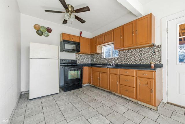 1005 8th Street, Columbus, IN 47201