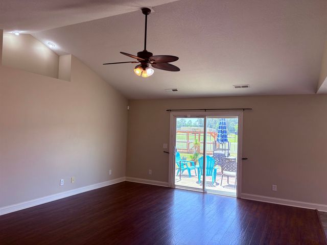 208 Hickory Springs Ct., Conway, SC 29527