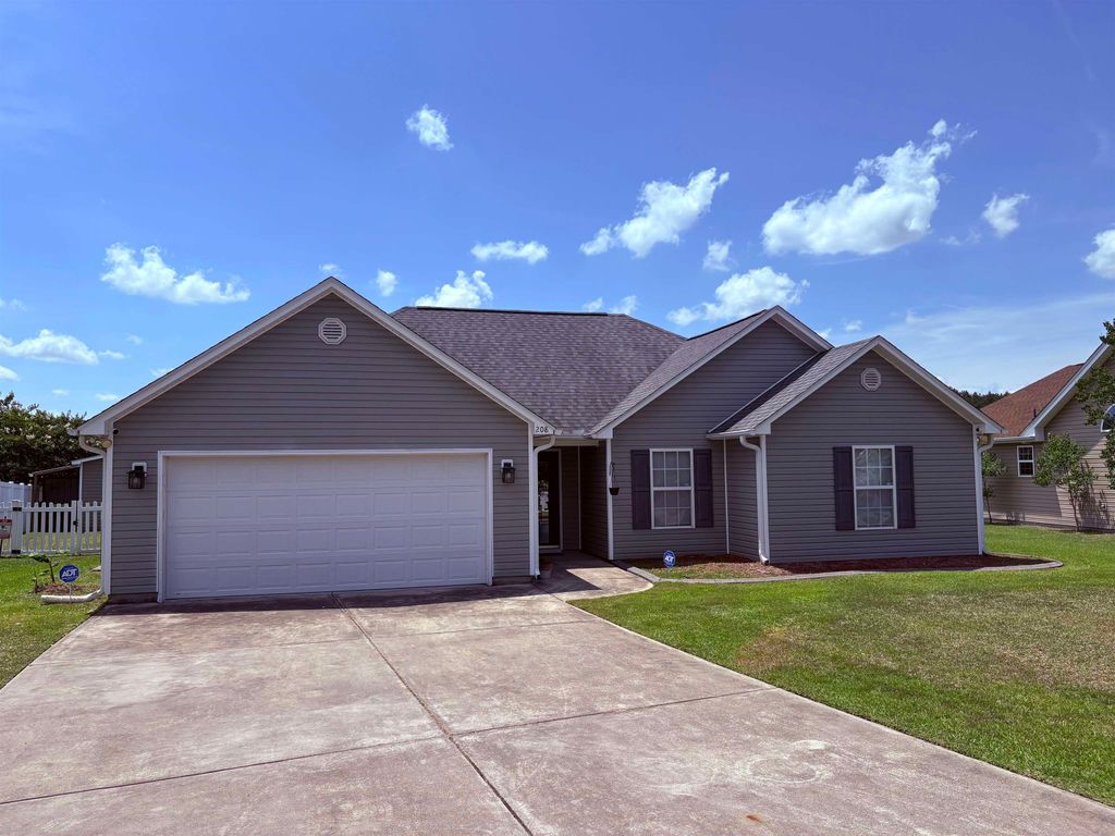 208 Hickory Springs Ct., Conway, SC 29527