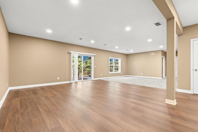 9704 Emerson Court, Eden Prairie, MN 55347