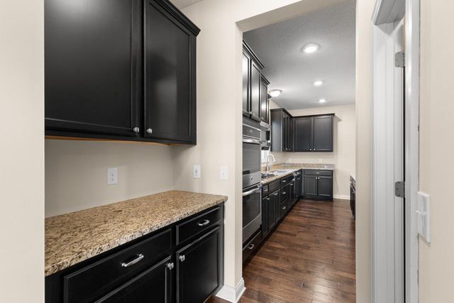 9704 Emerson Court, Eden Prairie, MN 55347