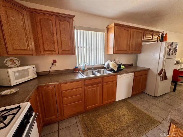 99 Zoe Lane, Needles, CA 92363