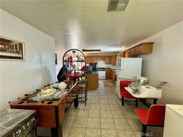 99 Zoe Lane, Needles, CA 92363