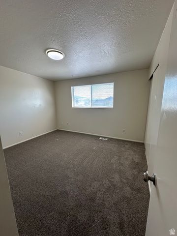 1235 E GORDON AVE, Layton, UT 84040