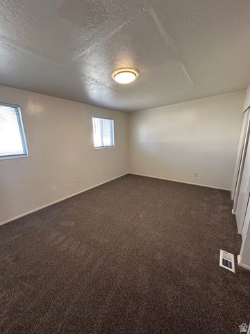 1235 E GORDON AVE, Layton, UT 84040