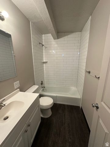 1235 E GORDON AVE, Layton, UT 84040