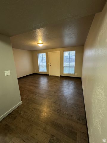 1235 E GORDON AVE, Layton, UT 84040