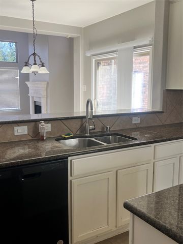 5818 Country View Lane W, Frisco, TX 75036