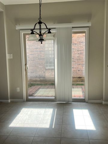 5818 Country View Lane W, Frisco, TX 75036