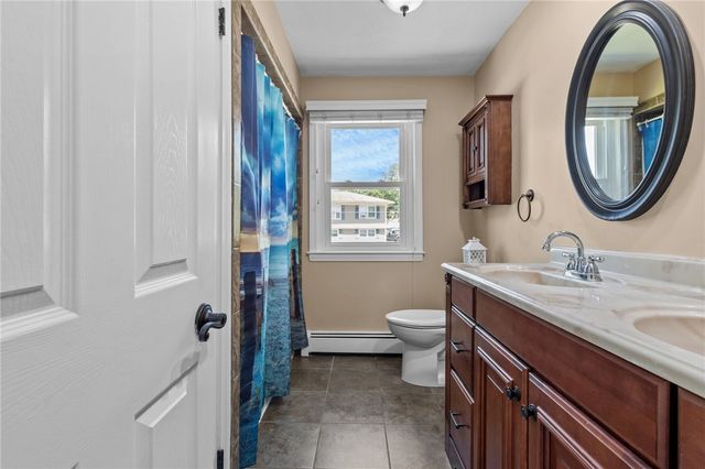 38 Bateman Avenue, Cranston, RI 02920
