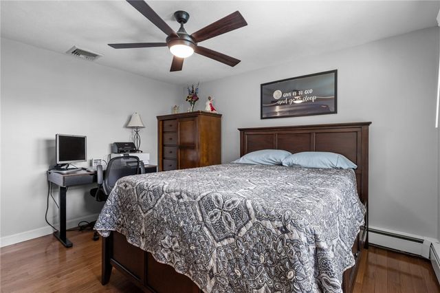 38 Bateman Avenue, Cranston, RI 02920
