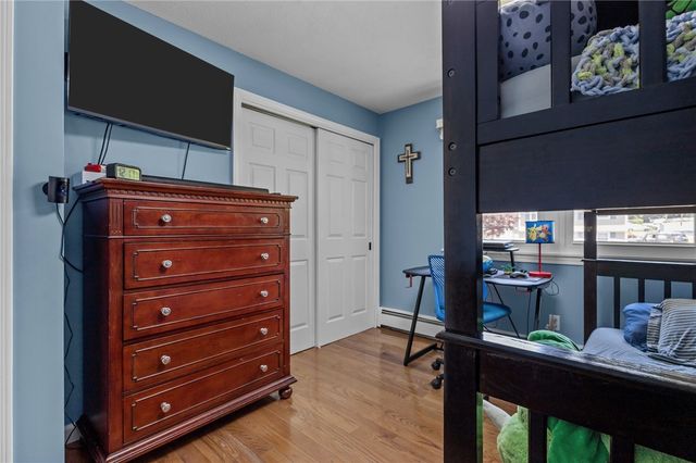 38 Bateman Avenue, Cranston, RI 02920