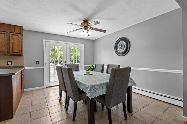 38 Bateman Avenue, Cranston, RI 02920