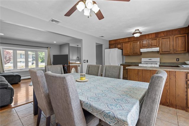 38 Bateman Avenue, Cranston, RI 02920