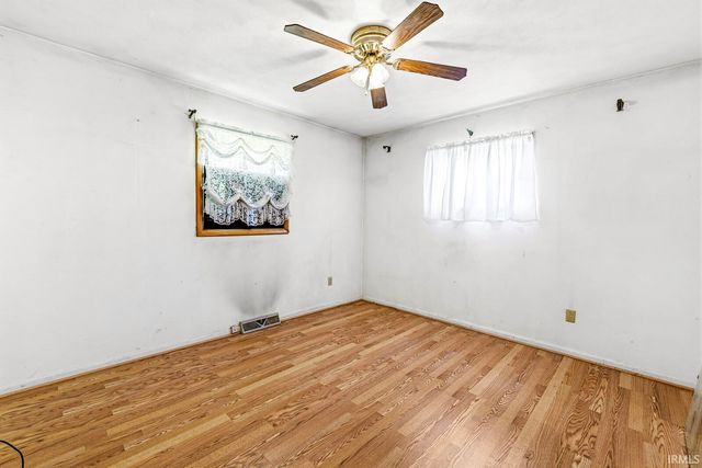 26392 Harrison Road, South Bend, IN 46619