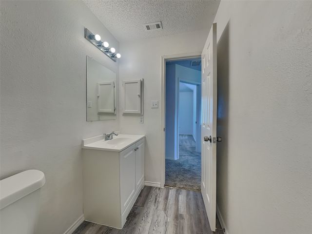 1409 Post Oak Drive, Rowlett, TX 75089