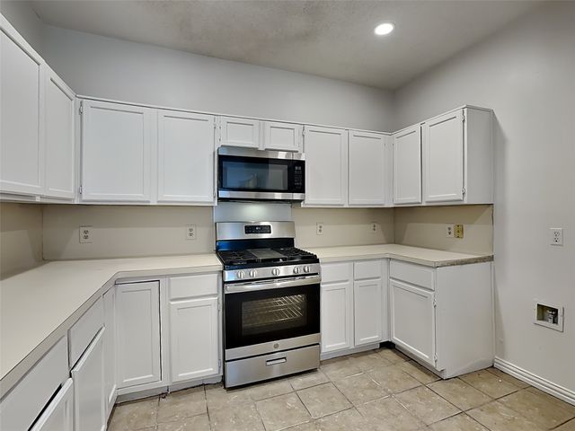 1409 Post Oak Drive, Rowlett, TX 75089