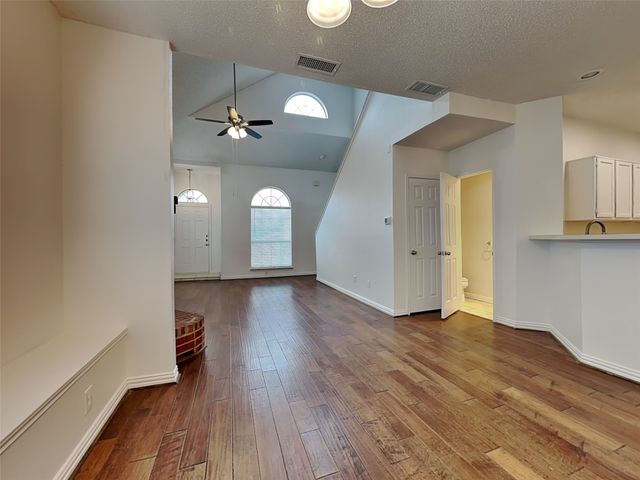 1409 Post Oak Drive, Rowlett, TX 75089