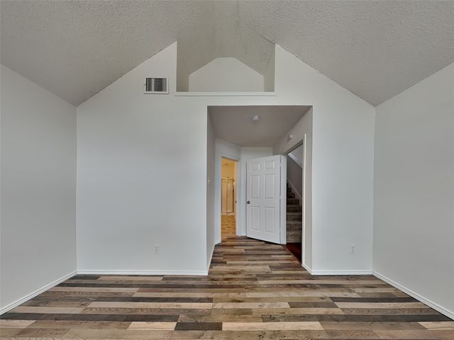 1409 Post Oak Drive, Rowlett, TX 75089