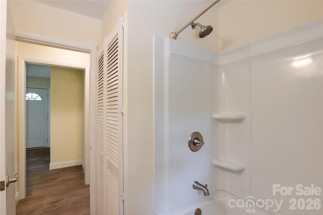 49 First Street, Asheville, NC 28803