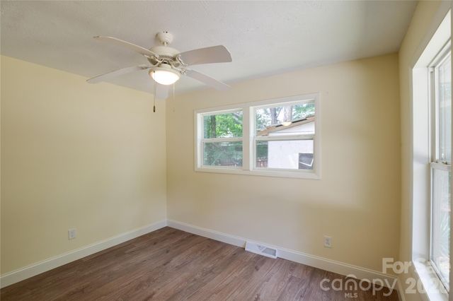 49 First Street, Asheville, NC 28803