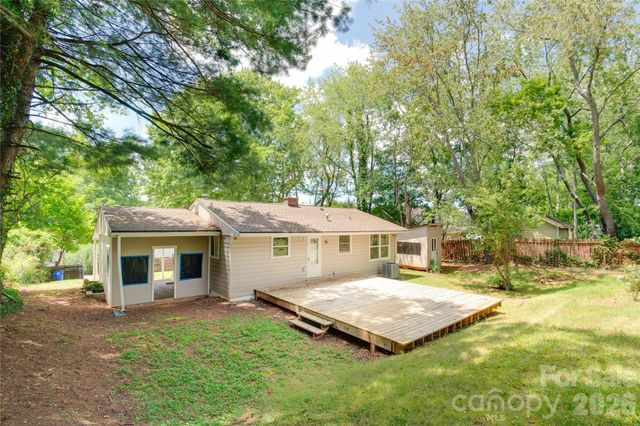 49 First Street, Asheville, NC 28803