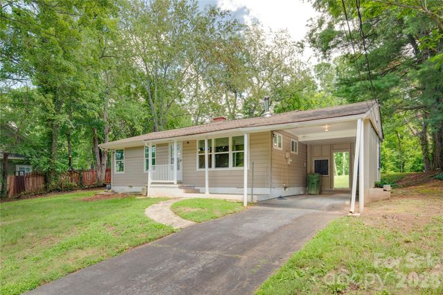 49 First Street, Asheville, NC 28803