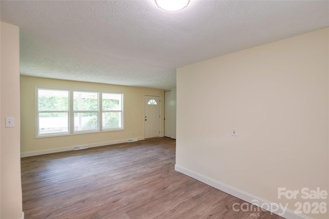 49 First Street, Asheville, NC 28803