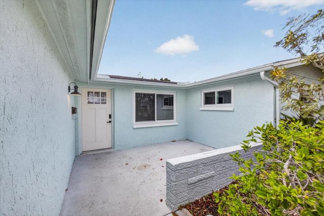 4953 BLUE HERON DRIVE, New Port Richey, FL 34652