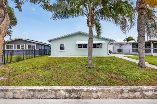 4953 BLUE HERON DRIVE, New Port Richey, FL 34652