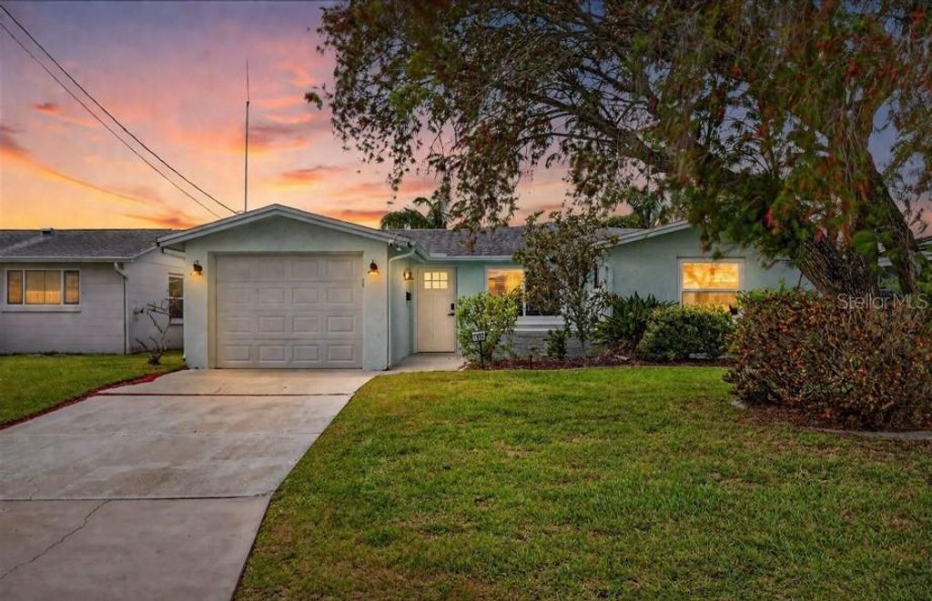 4953 BLUE HERON DRIVE, New Port Richey, FL 34652