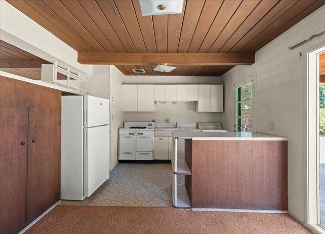 20860 Garden Gate Drive, Cupertino, CA 95014