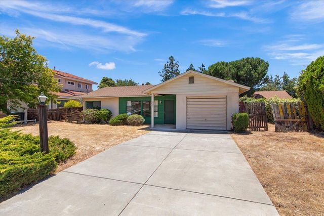 20860 Garden Gate Drive, Cupertino, CA 95014
