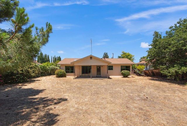 20860 Garden Gate Drive, Cupertino, CA 95014