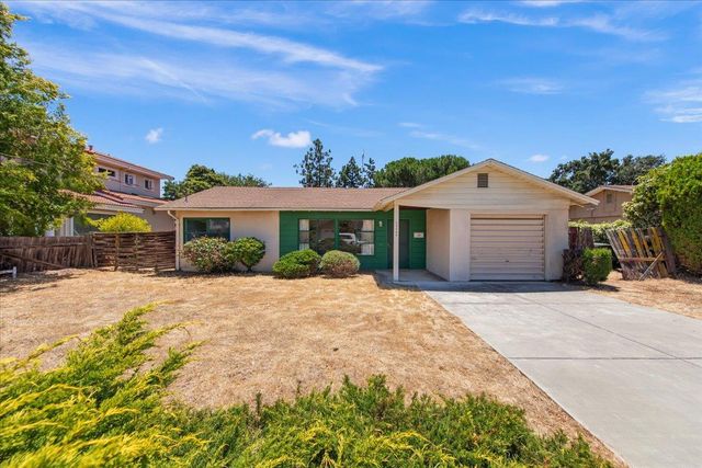 20860 Garden Gate Drive, Cupertino, CA 95014
