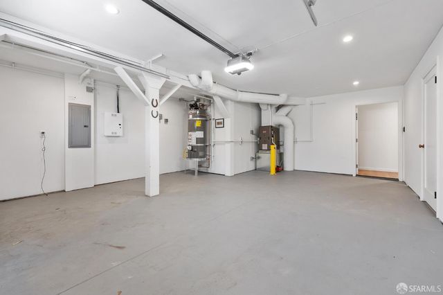1856 Alemany Boulevard, San Francisco, CA 94112