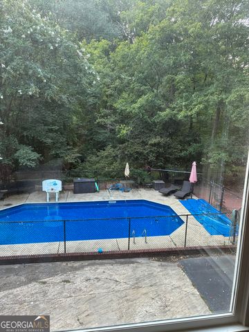 110 Regal Oak, Tyrone, GA 30290
