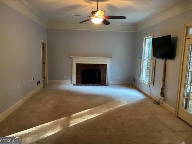 110 Regal Oak, Tyrone, GA 30290