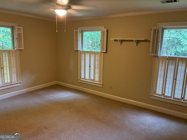 110 Regal Oak, Tyrone, GA 30290