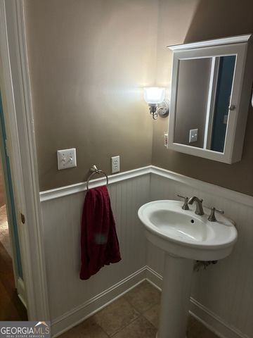 110 Regal Oak, Tyrone, GA 30290