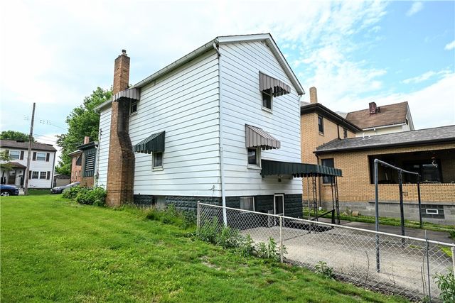 1737 Walnut St, Heidelberg, PA 15106