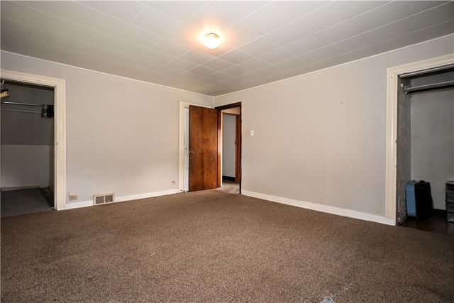 1737 Walnut St, Heidelberg, PA 15106